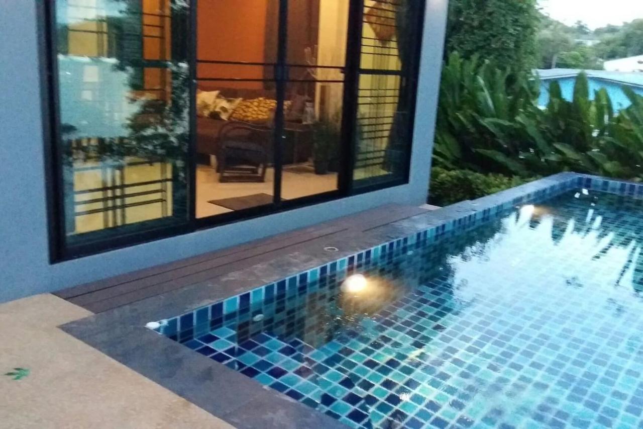 Koh Sirey Beachfront Pool Villa Phuket Buitenkant foto