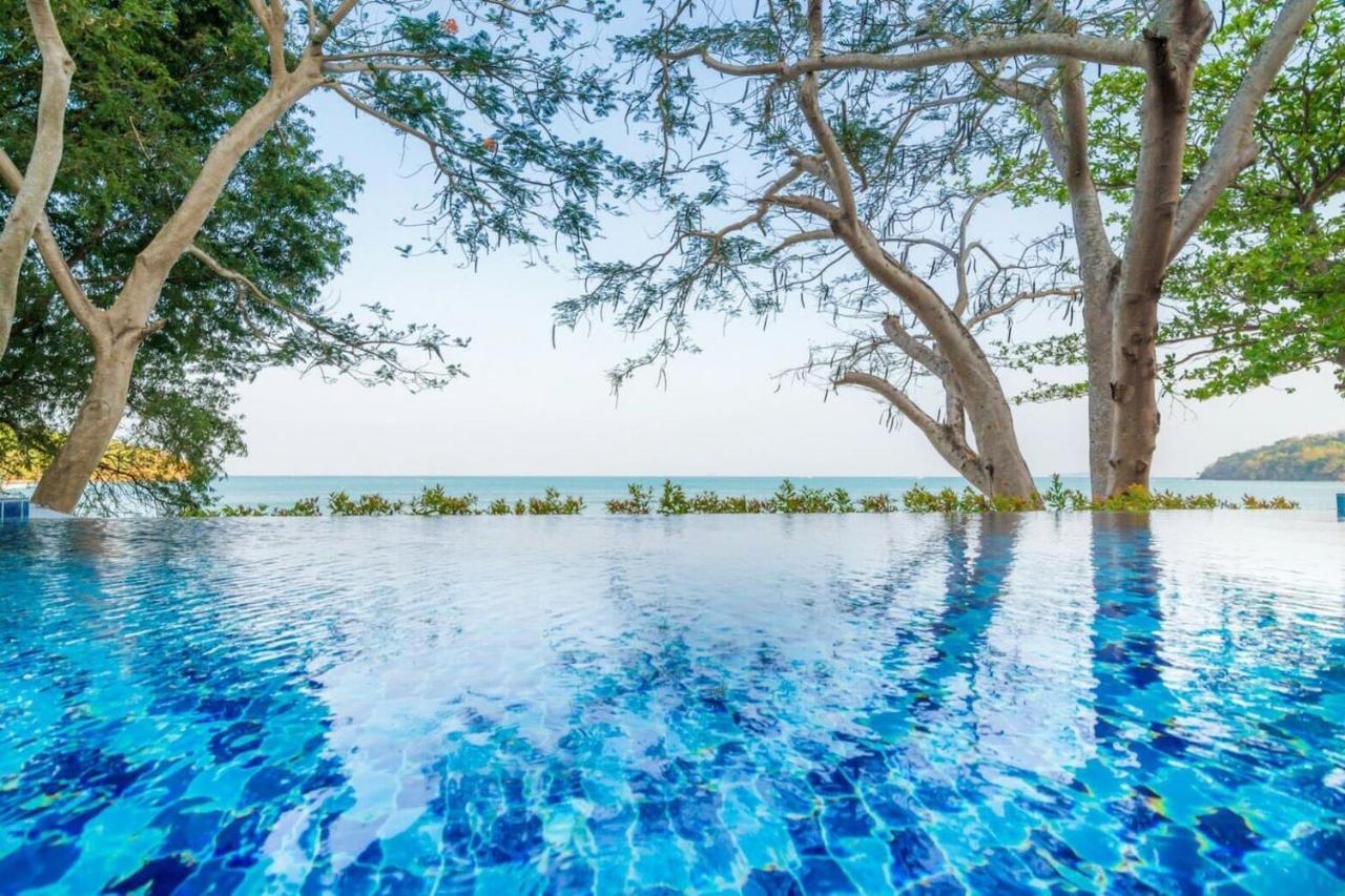 Koh Sirey Beachfront Pool Villa Phuket Buitenkant foto