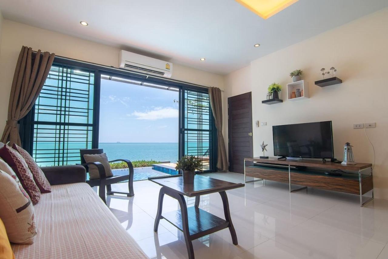 Koh Sirey Beachfront Pool Villa Phuket Buitenkant foto