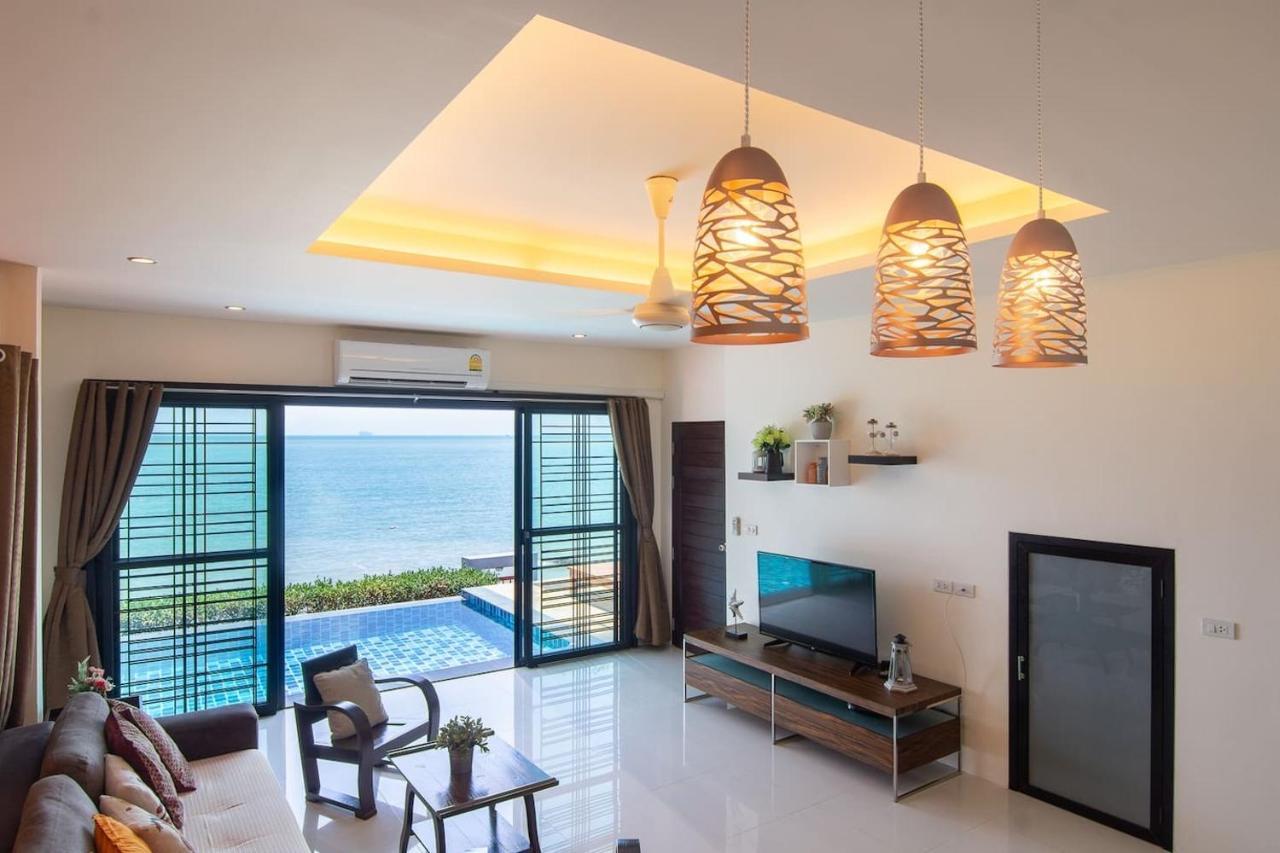 Koh Sirey Beachfront Pool Villa Phuket Buitenkant foto