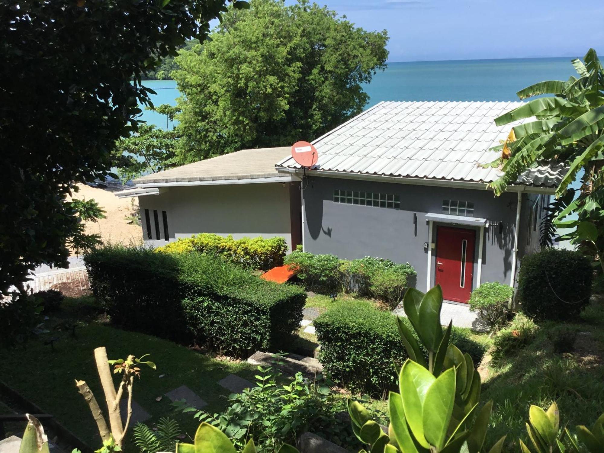 Koh Sirey Beachfront Pool Villa Phuket Buitenkant foto